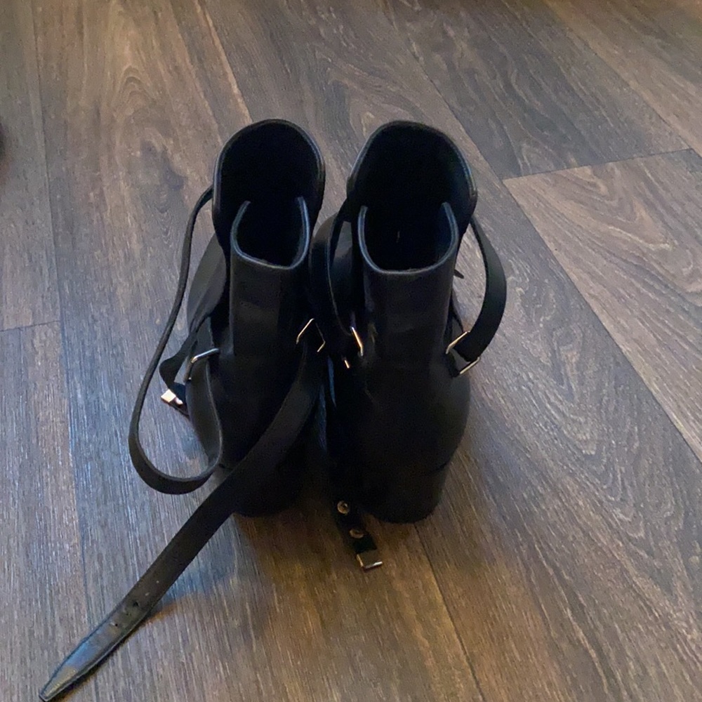 Saint Laurent Black Boots With Heel - Picture 3 of 14